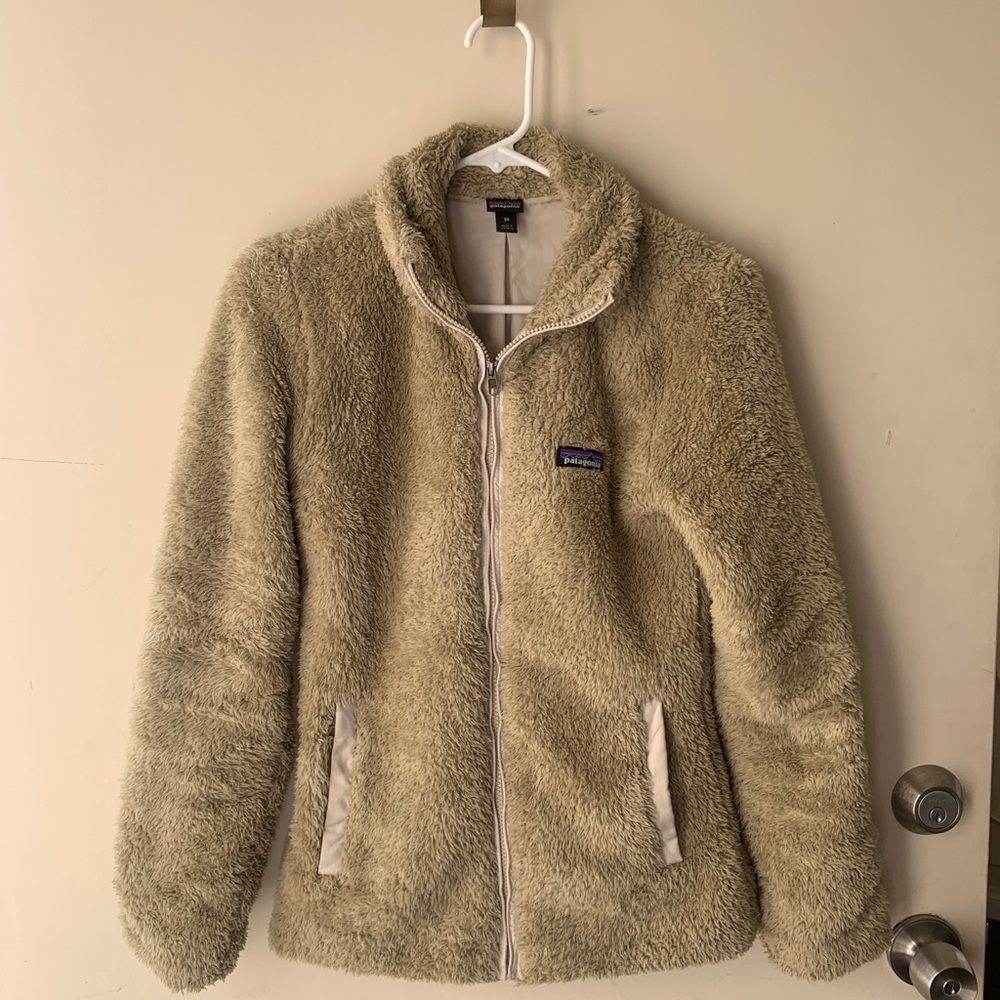 Patagonia Los Gatos Size XS in Khaki color